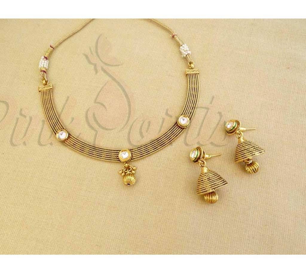 BROAD BRIDAL MOTI SEGMENTED ANTIQUE NECKLACE SET (by Pink Point - NS-1580-85)