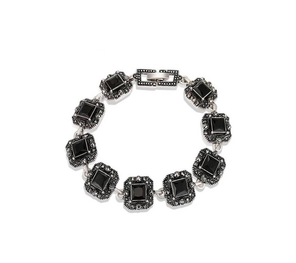 Square Shaped Bracelet Chain