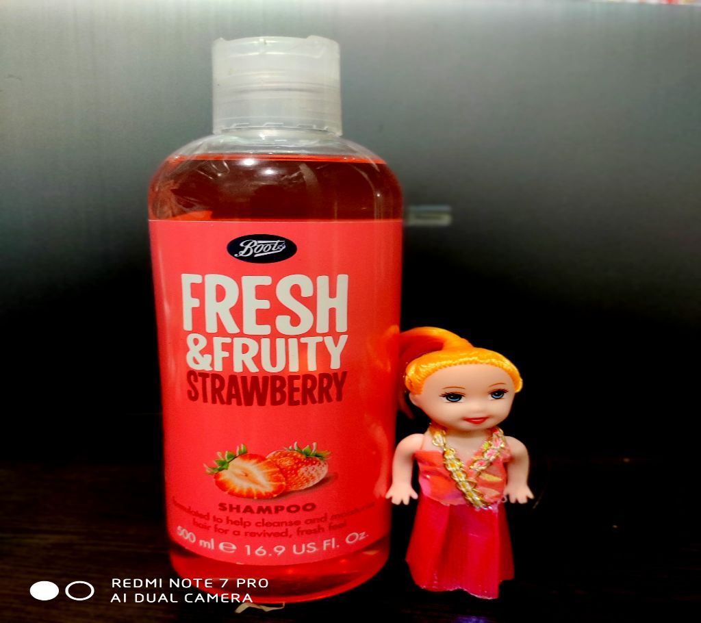 Boots Fresh & Fruity Strawberry Shampoo 500ml