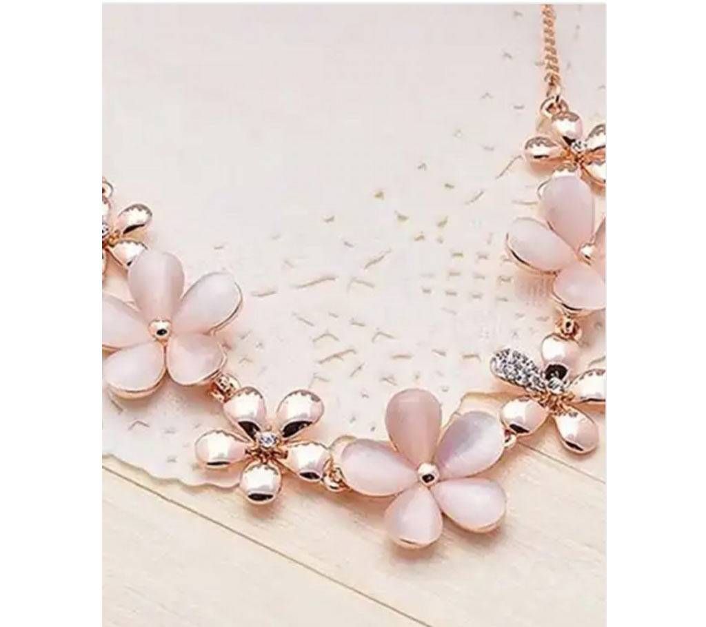 Chia Fashion Gold Plated Flower Stone Necklace (by Pink Point - CHIA117)