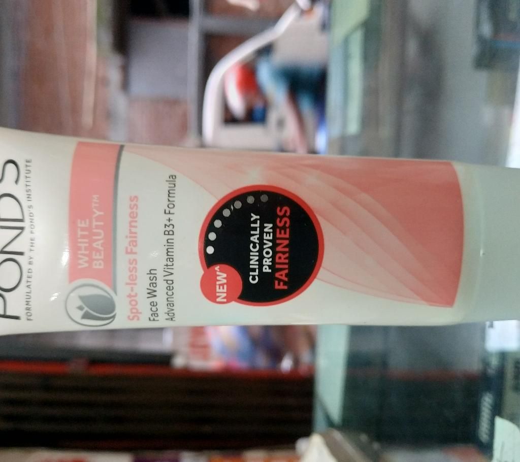 Ponds White Beauty Facewash