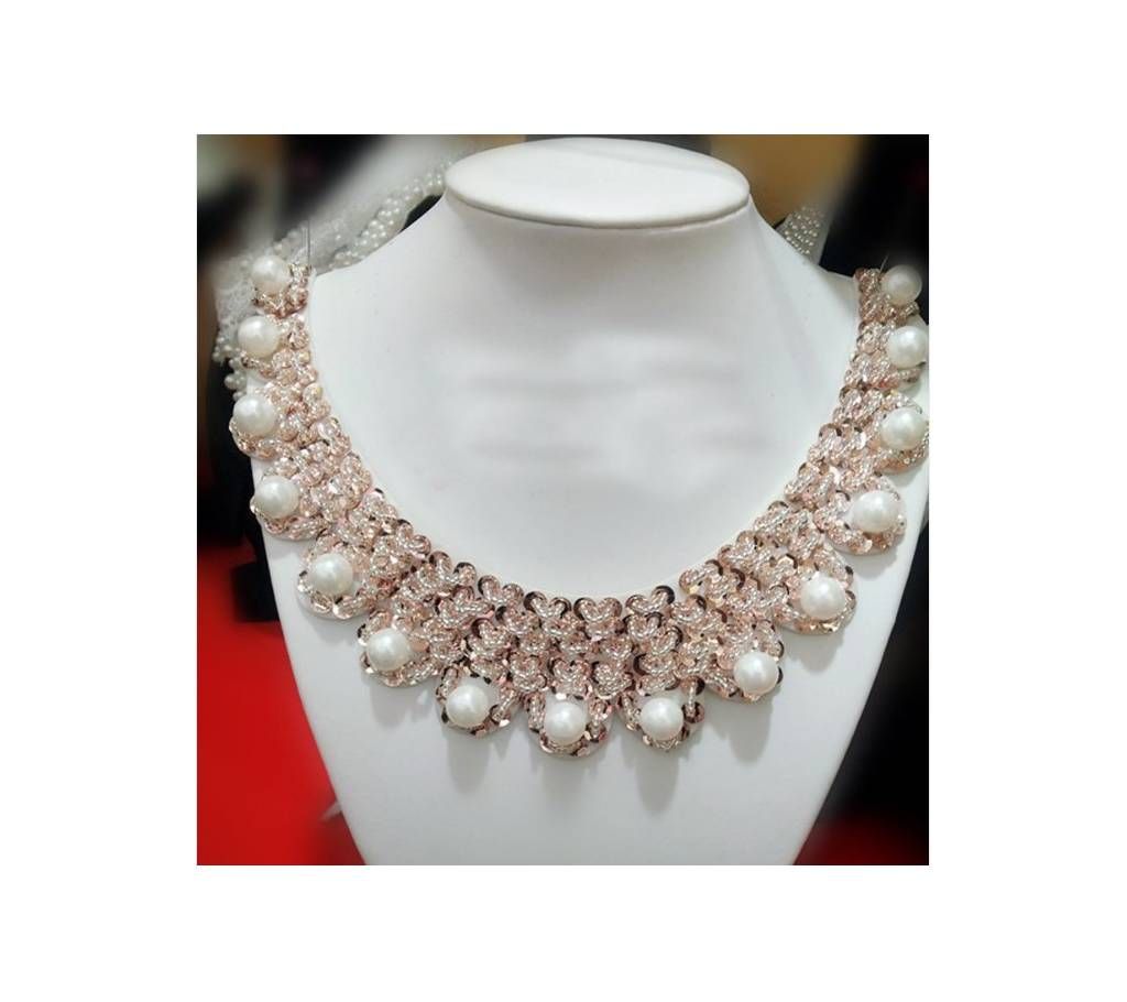 Applique collar Neckline Lace
