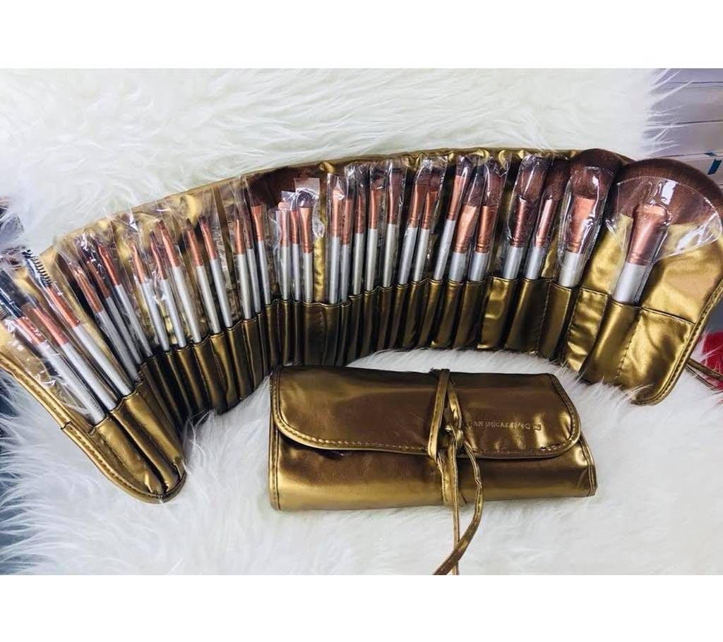 32 Psc brush set