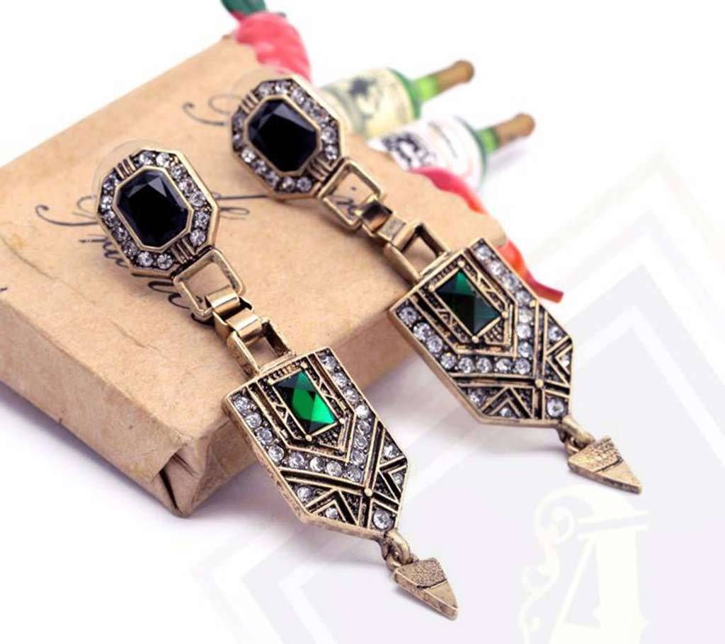 Vintage green crystal Earring