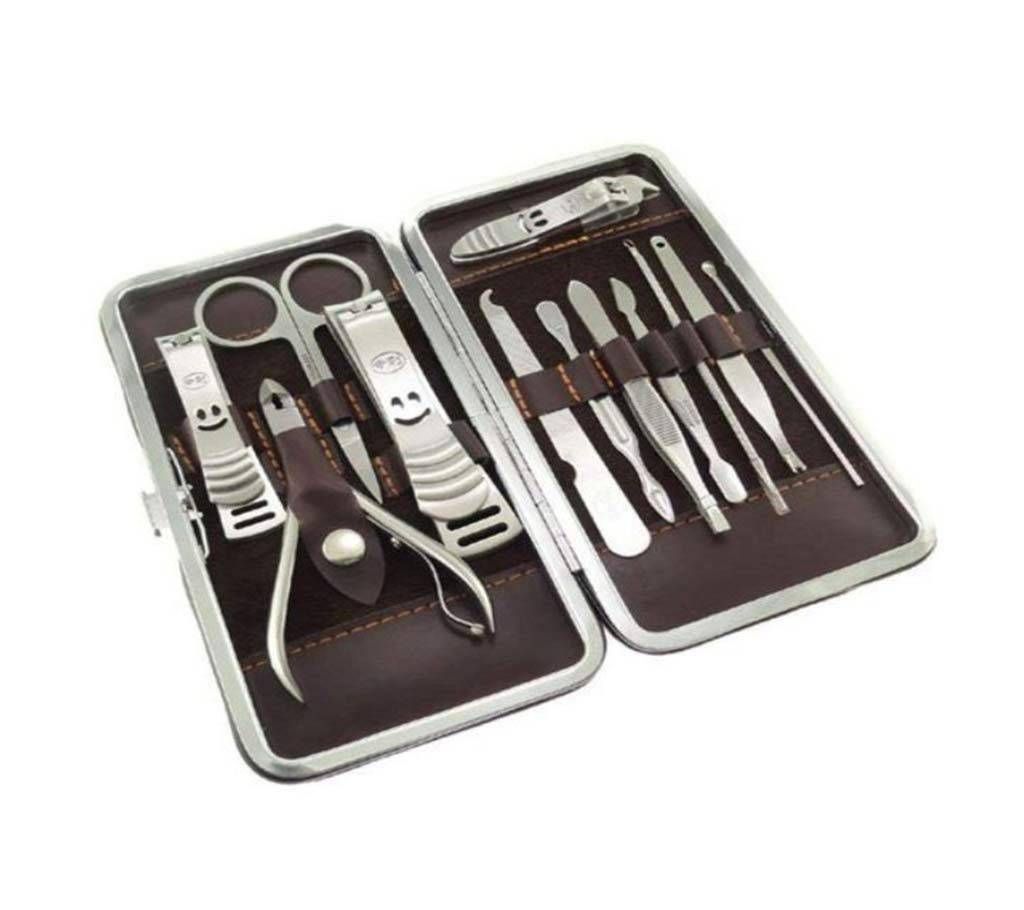 MANICURE SET 6 PCS1