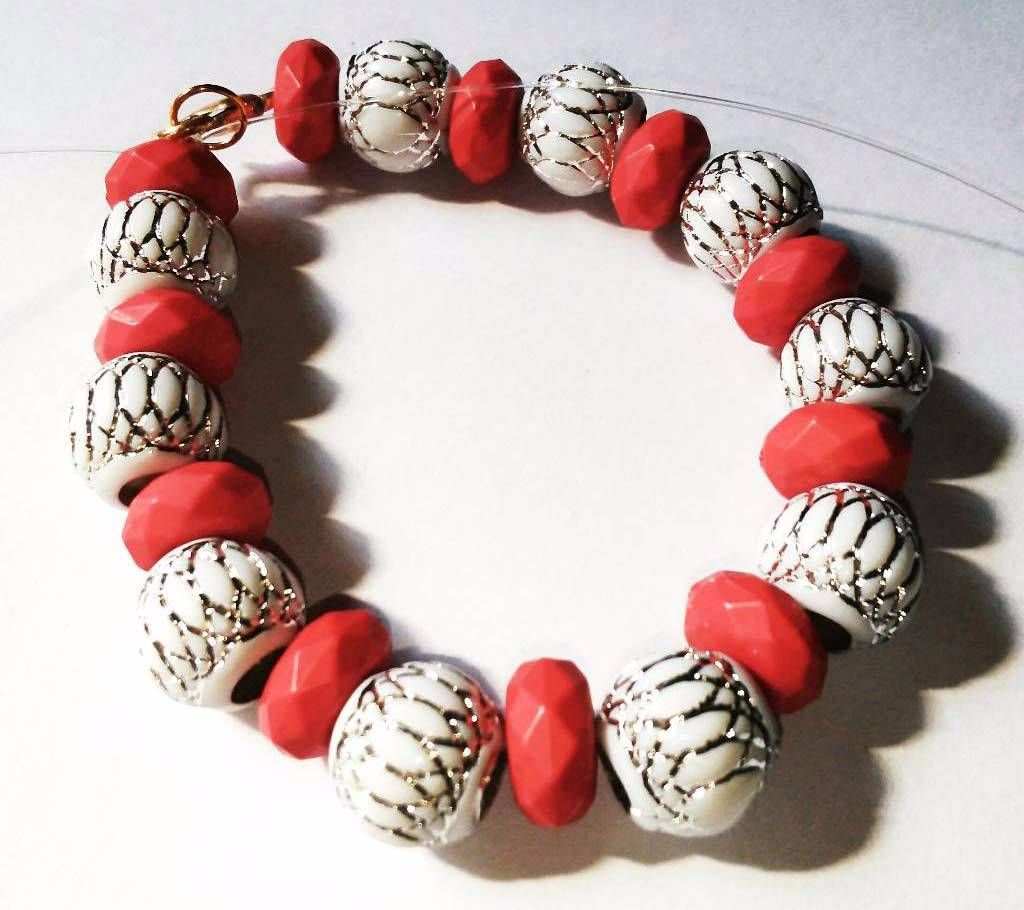 Ladies Bids Bracelet