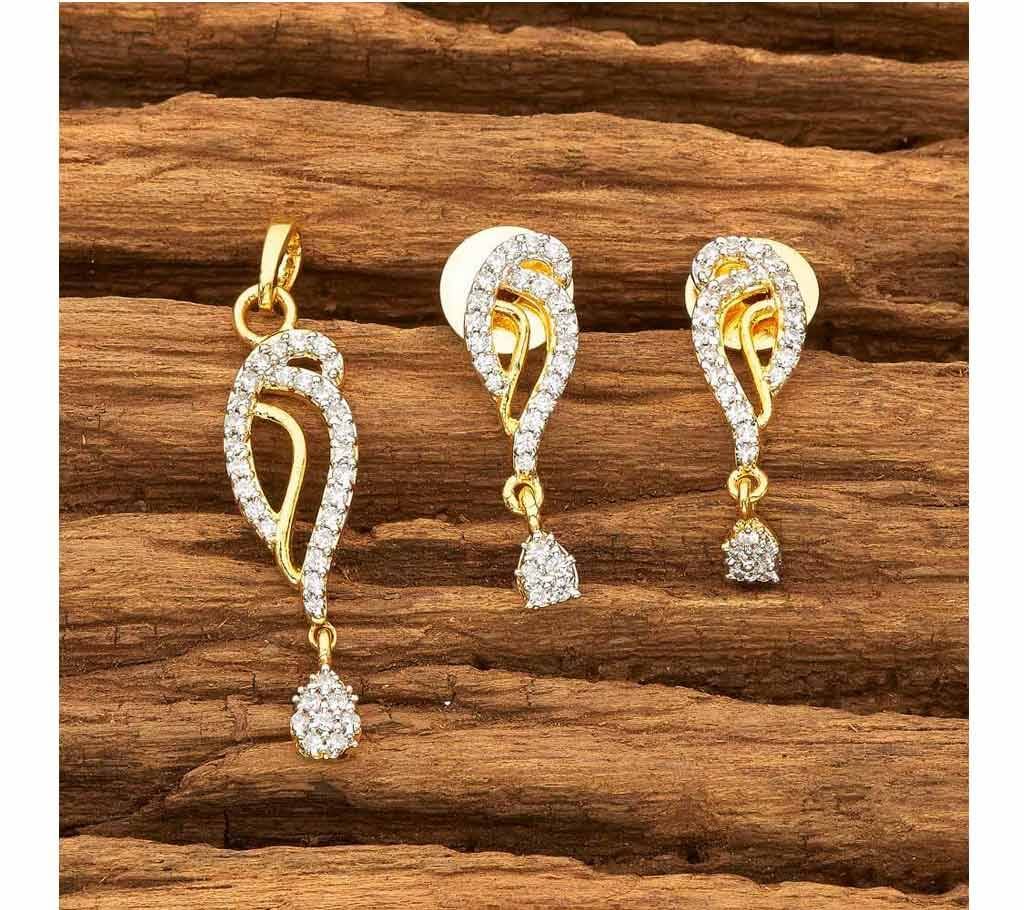 CZ DELICATE PENDANT SET WITH 2 TONE PLATING 57789 (by Pink Point - KJ57789)