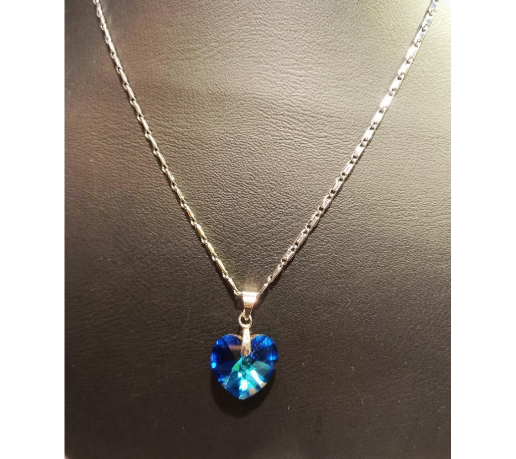 Crystal Titanic Hearts Shape Pendant