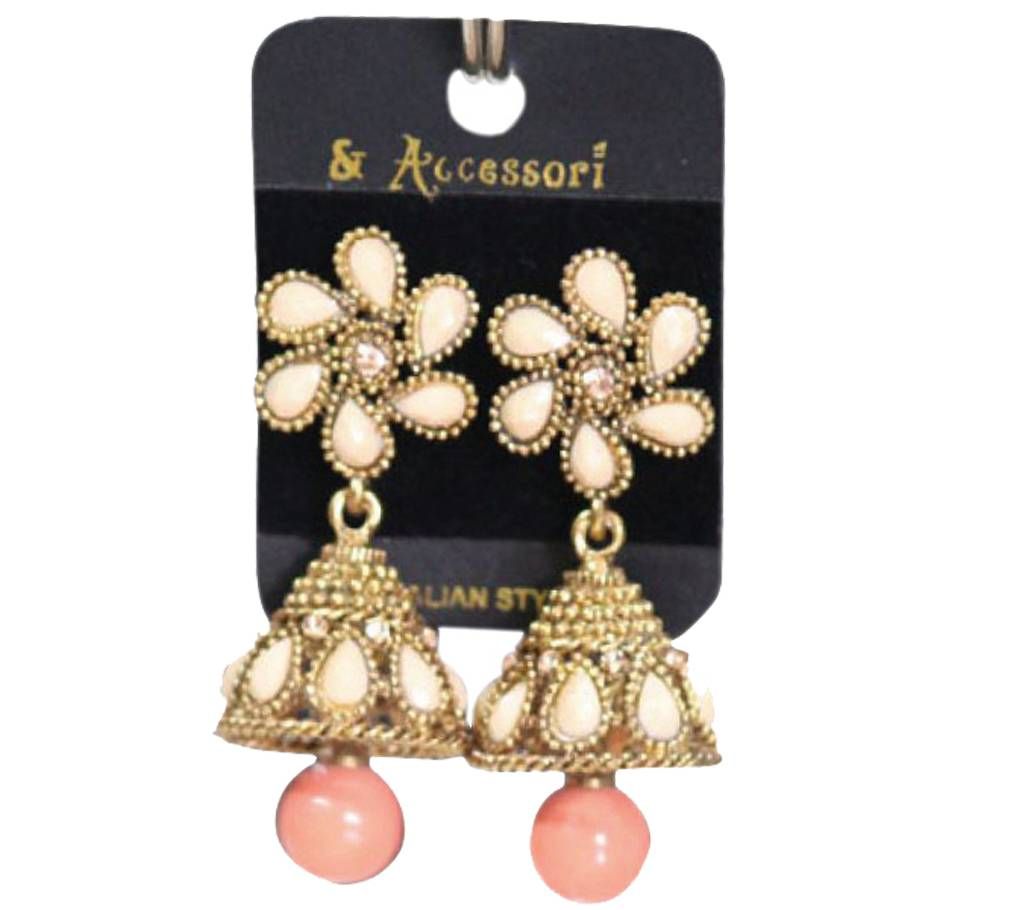 Ladies Stone Setting Ear Ring