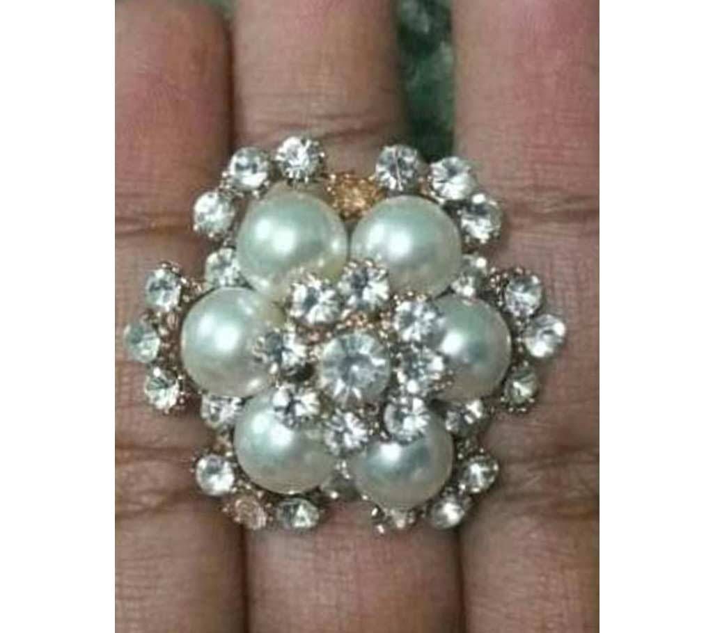 classic stone finger ring