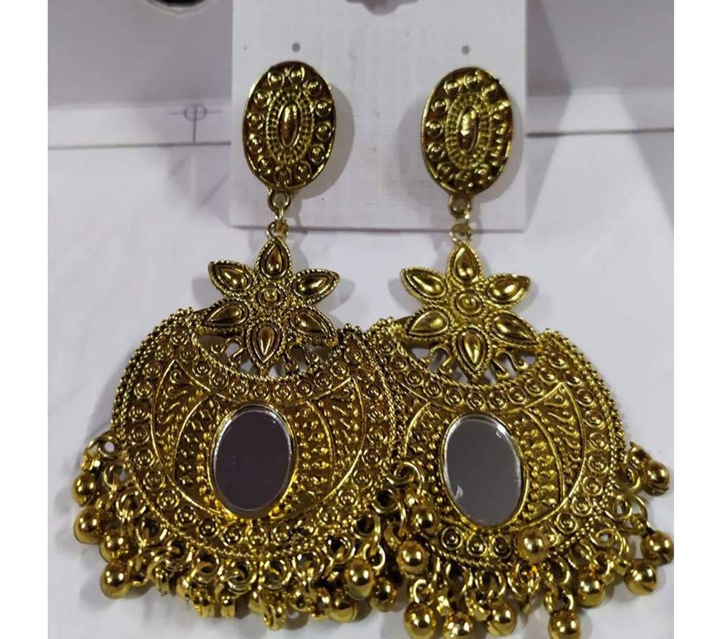 Golden Jhumka 