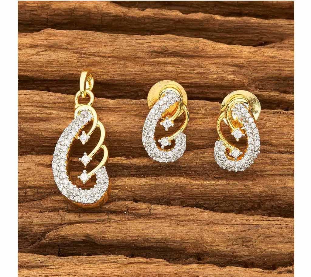 CZ DELICATE PENDANT SET WITH 2 TONE PLATING 57791 (by Pink Point - KJ57791)