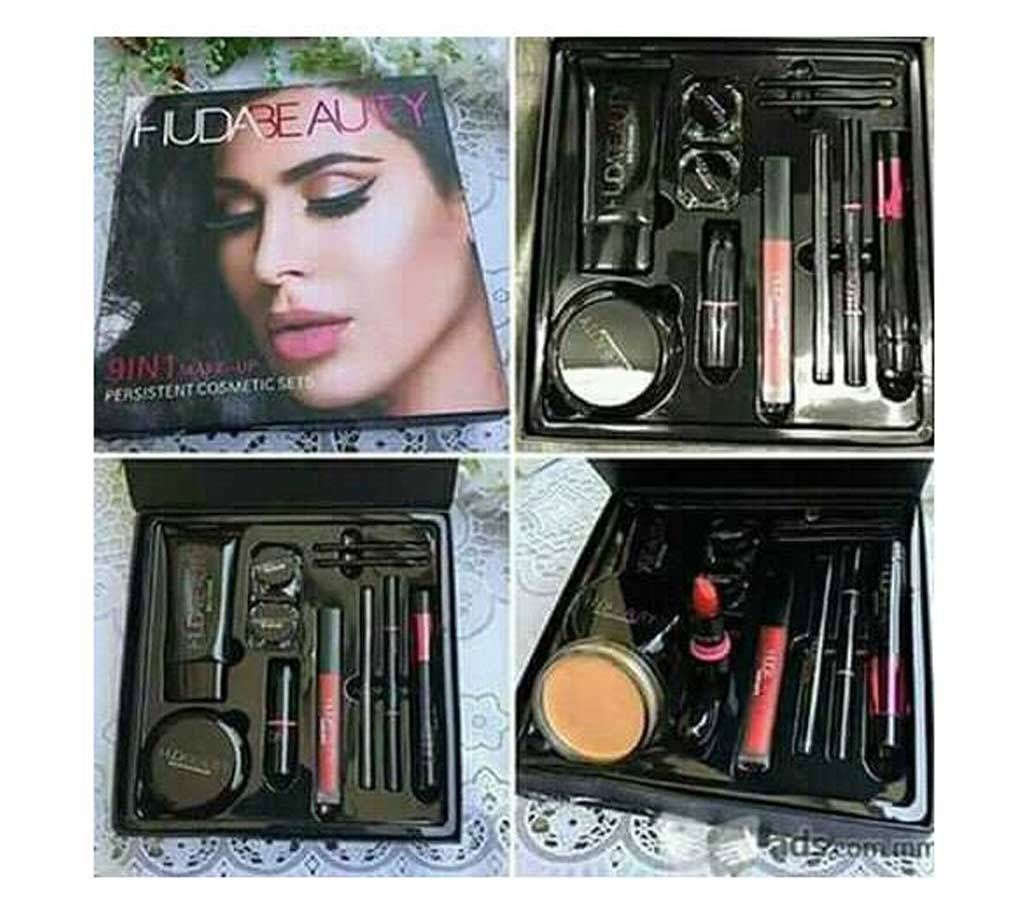 9 in 1 Hudabeauty Beauty Box ITALY