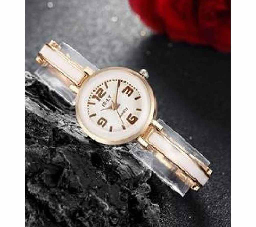 IE-LY Alloy Bracelet Watch For Women- White & Golden