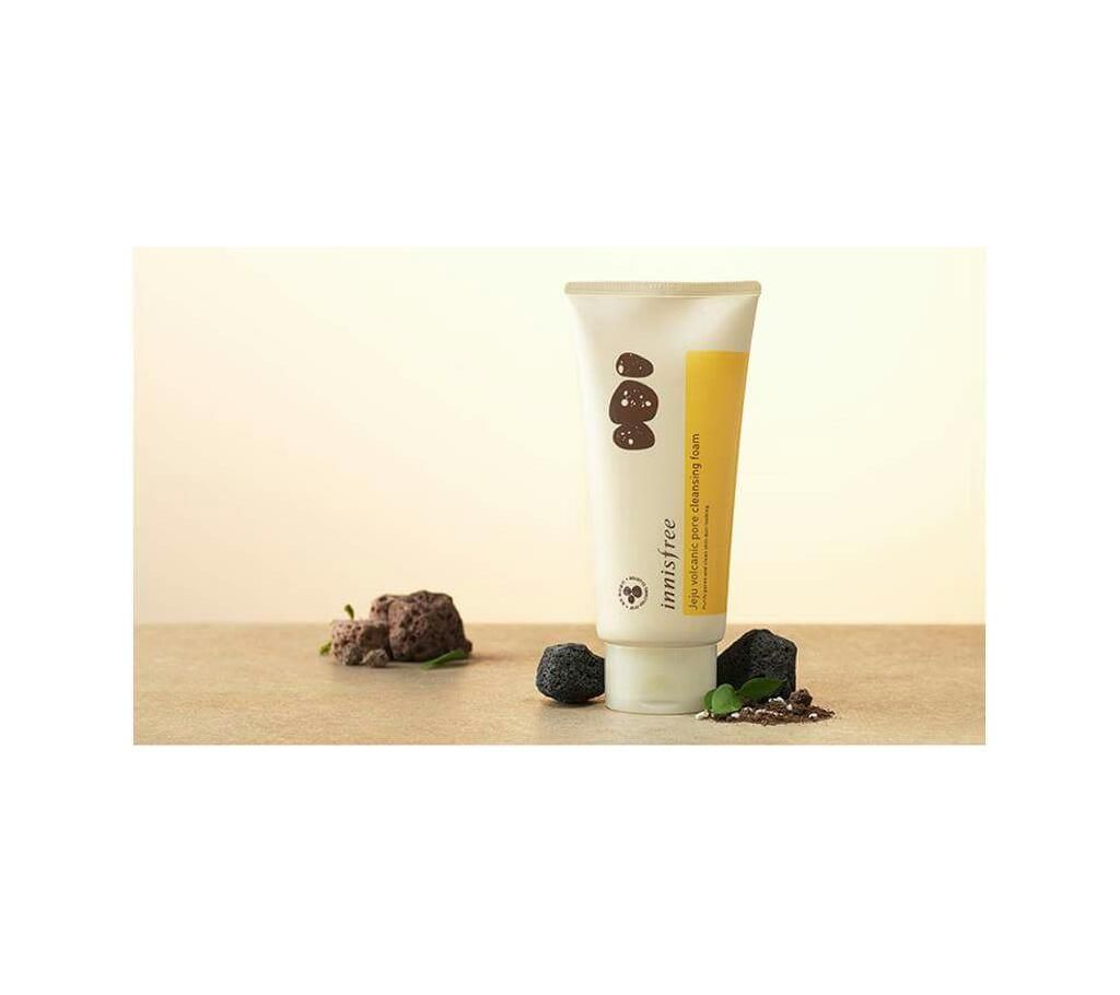 Volcanic Pore Cleansing Foam( Innisfree)