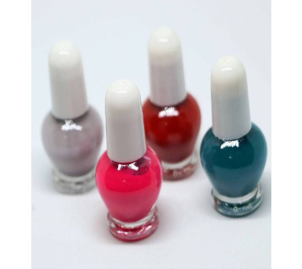 Set Of 4 Nail Polish - P.R.C