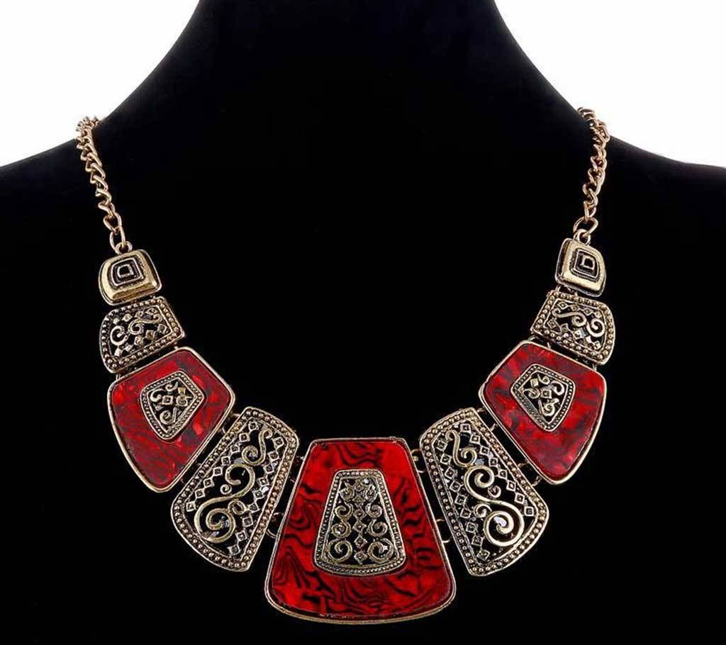 Vintage style necklace 