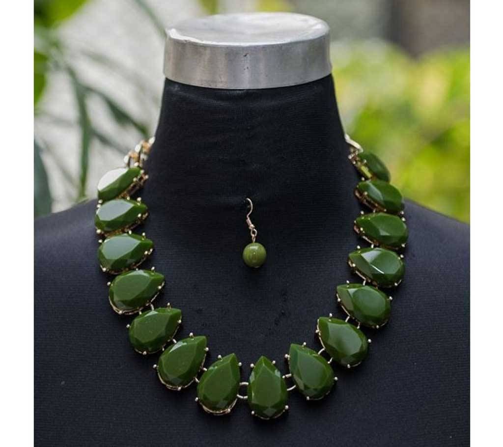 Gorgeous Green Olive Multi Stone Chain Necklace with Earring