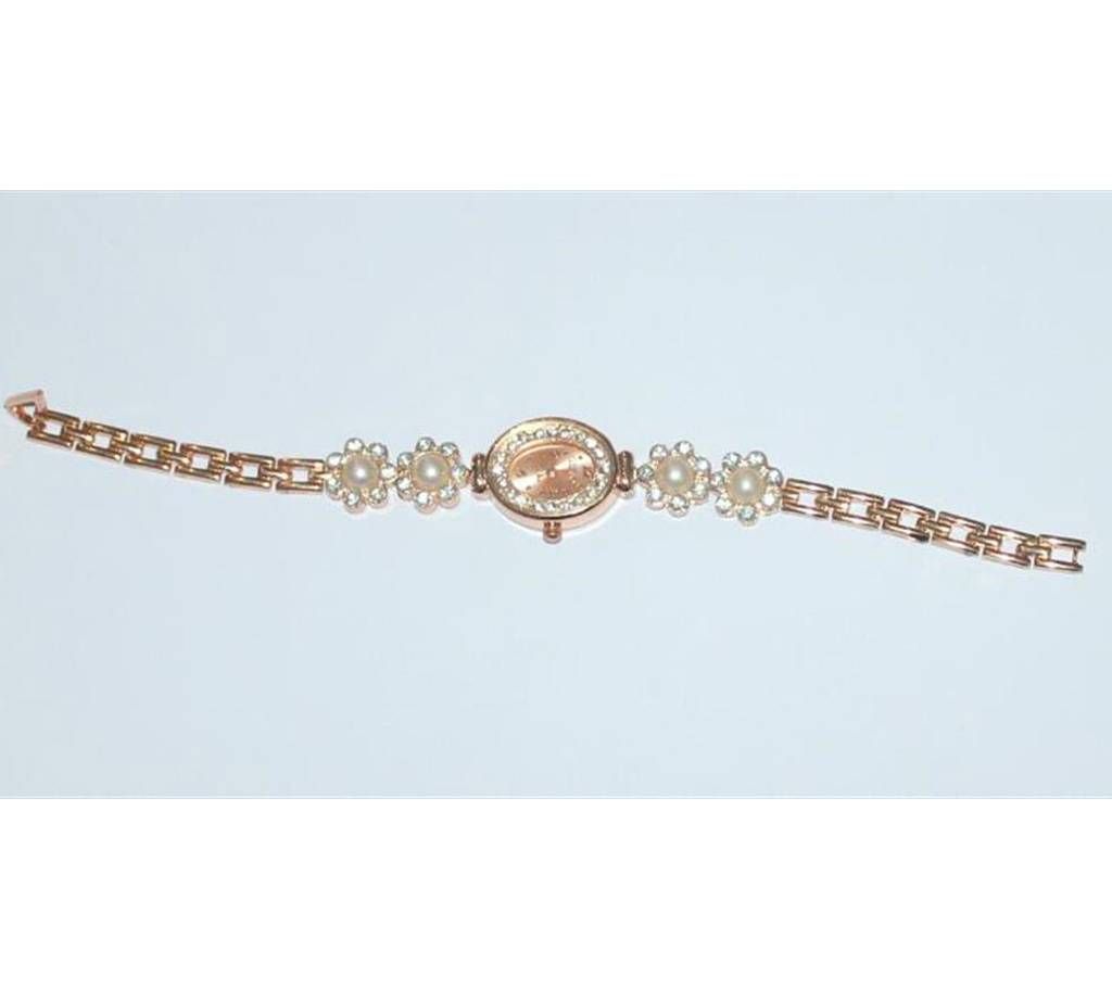 Metal wrist watch for ladies 