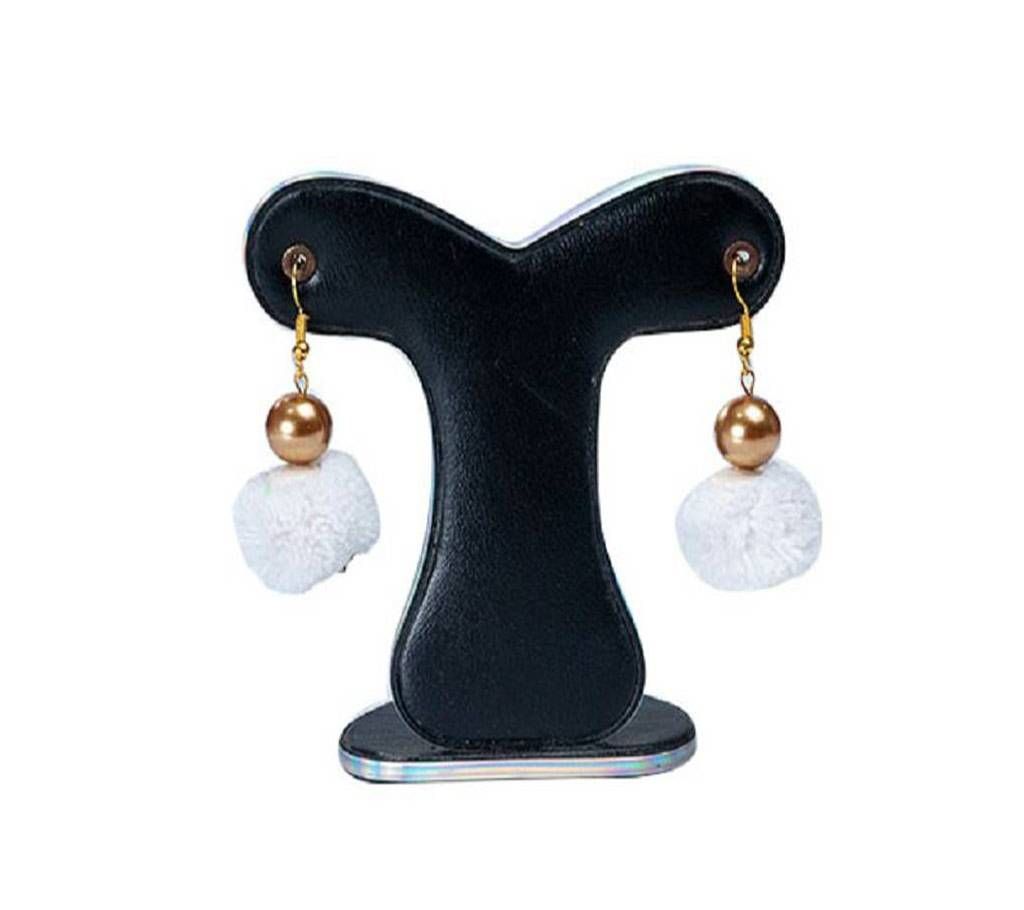 Golden  Stone Setting Earring
