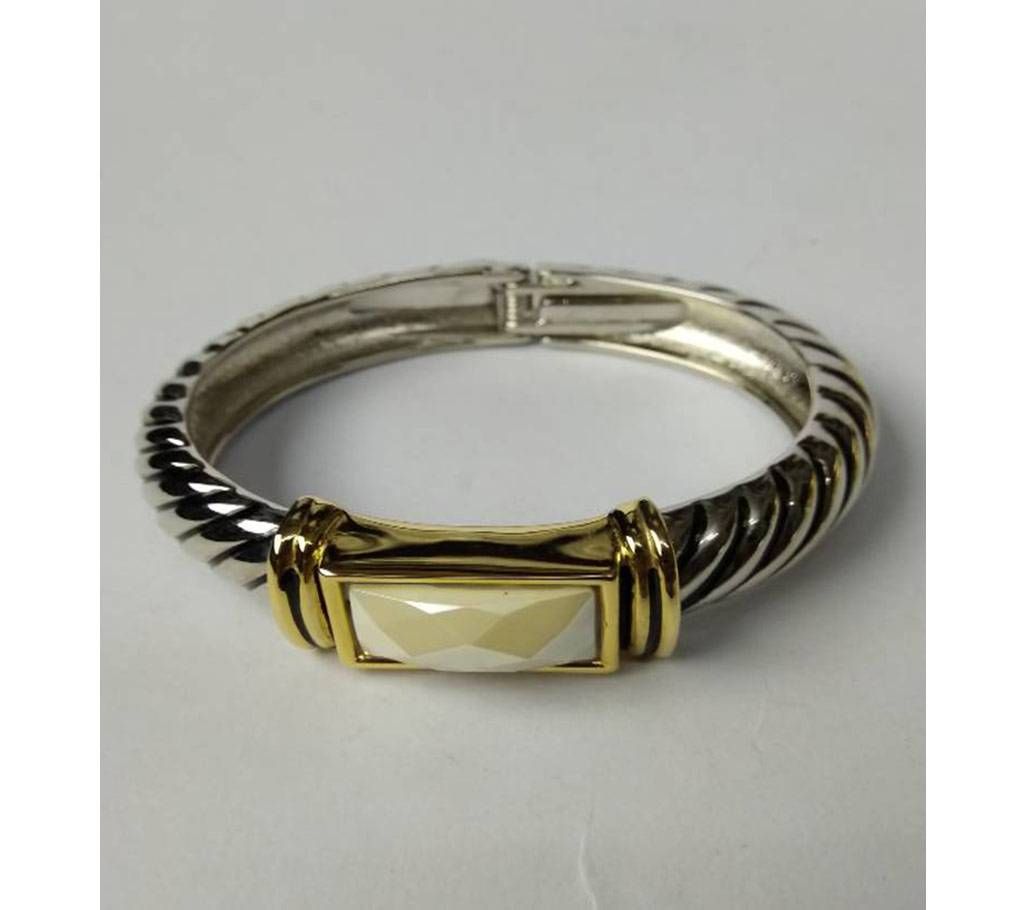 Ladies Exclusive stone Bracelet
