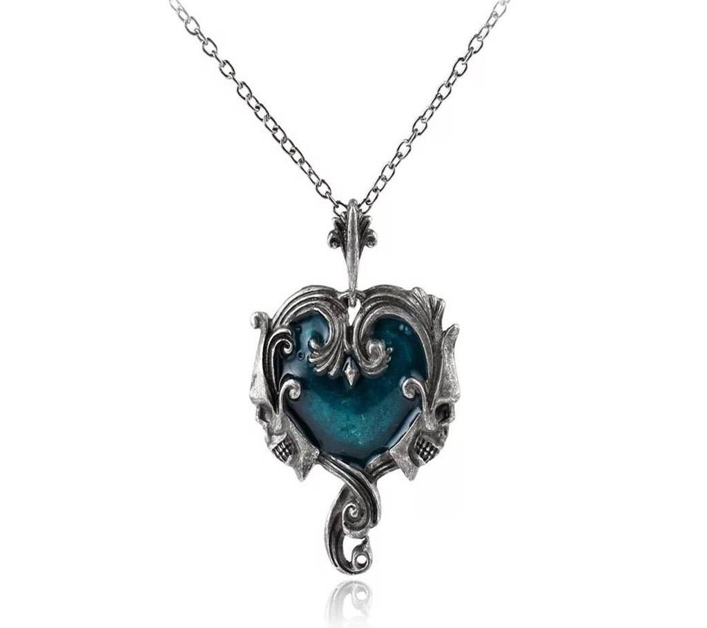 Heart Material Steampunk Skeleton Pendant