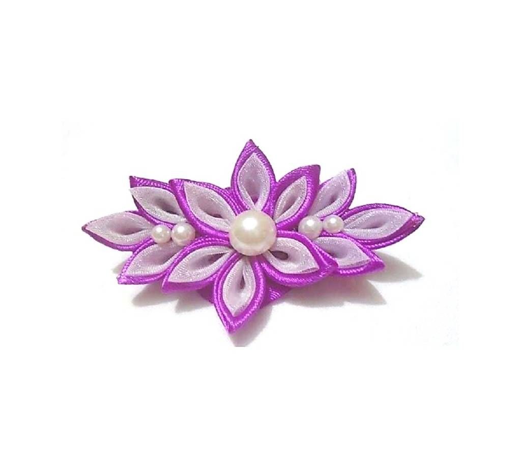 Purple floral brooch
