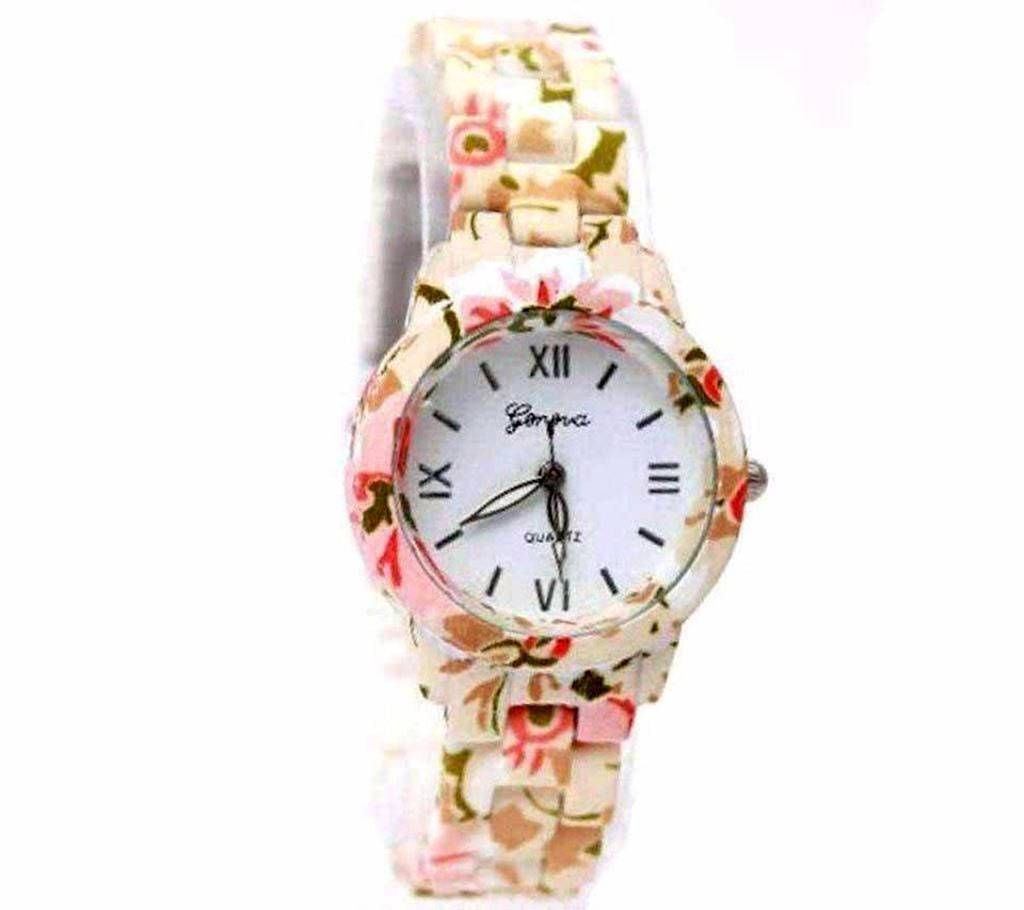 Floral Design Wristwatch for Ladies