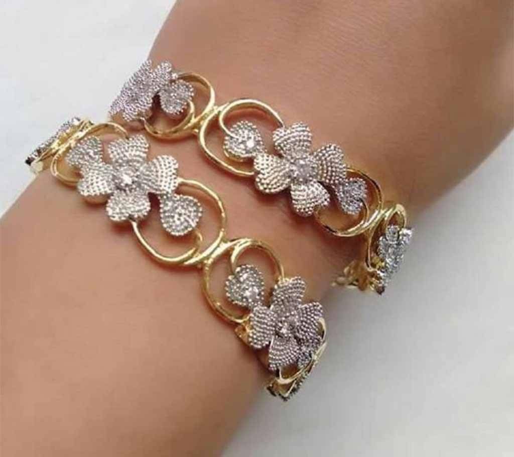 Gold plated diamond cut stone setting bangles