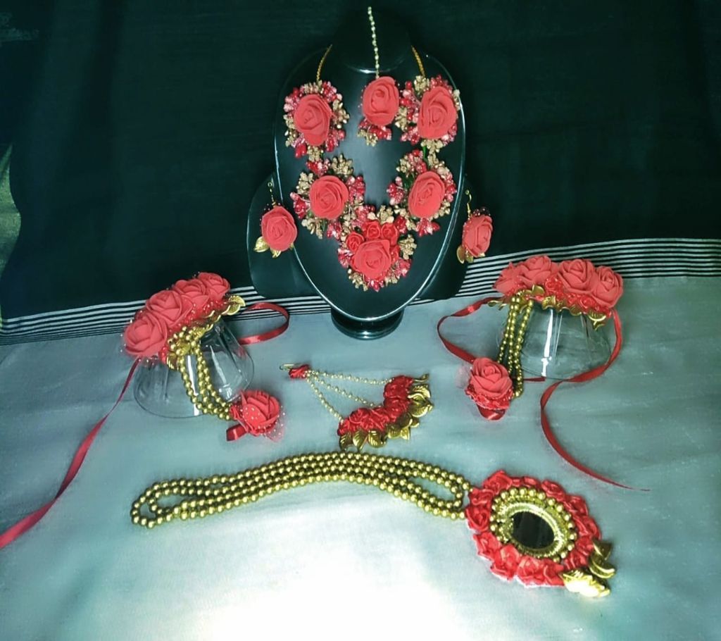 Floral Jewellery Set