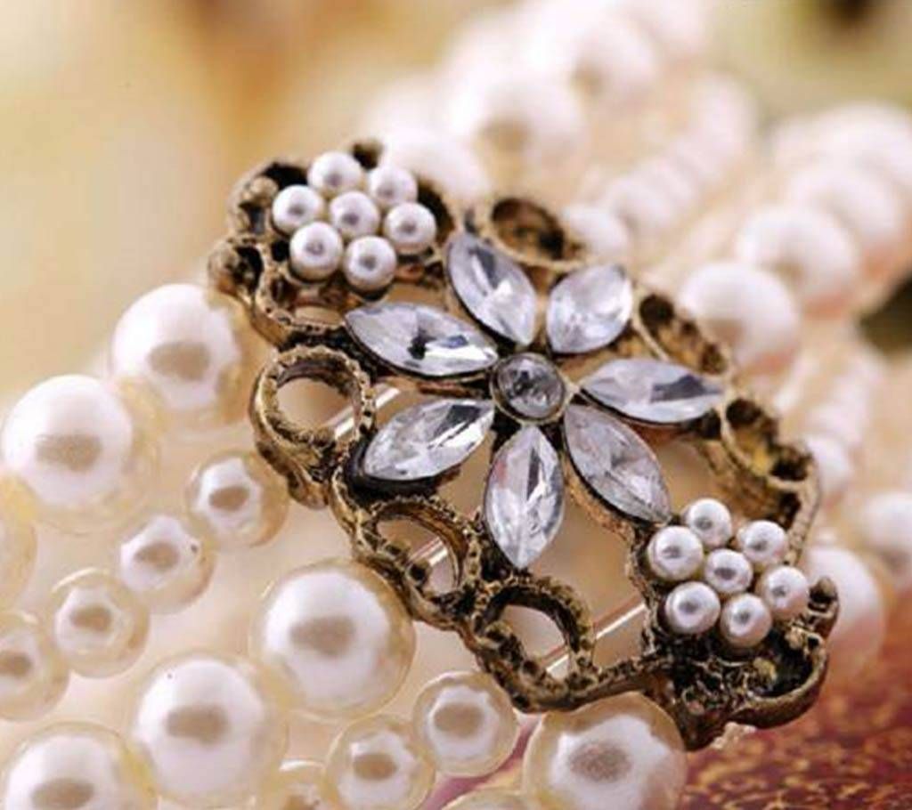 Artificial pearl ladies bracelet 
