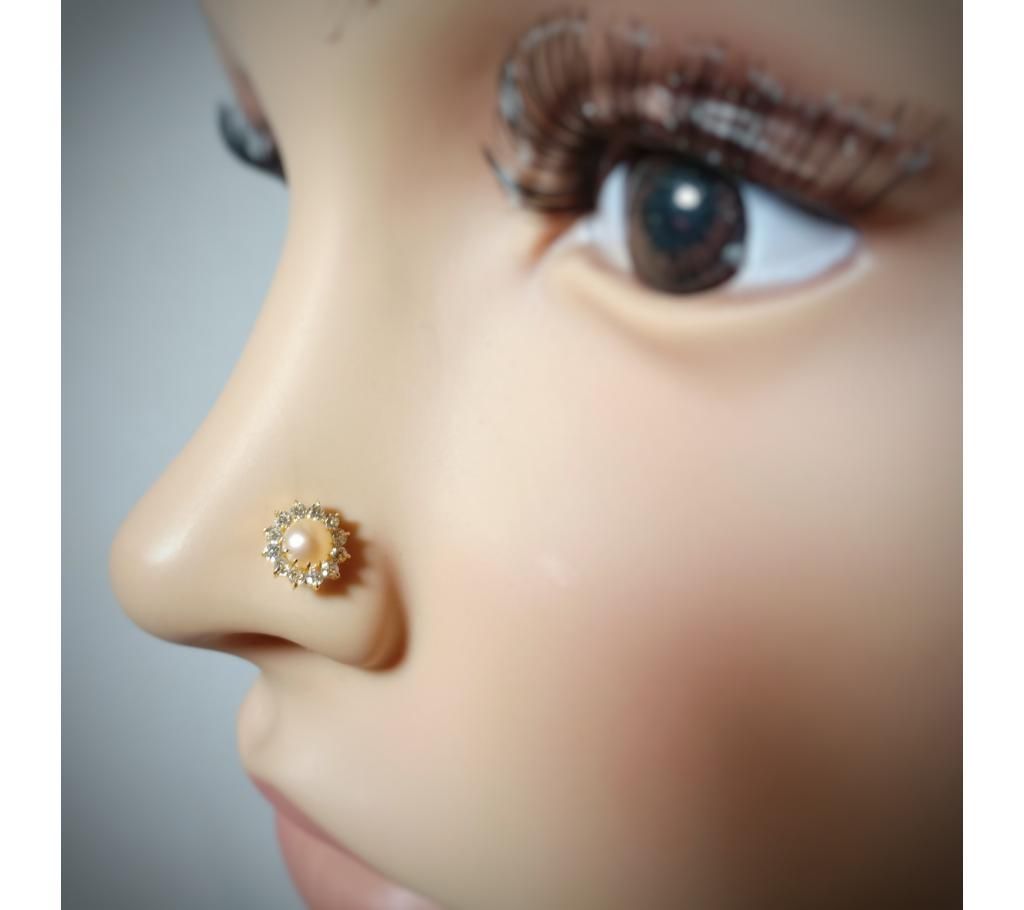 18k gold 13 stones middle pearl nosepin