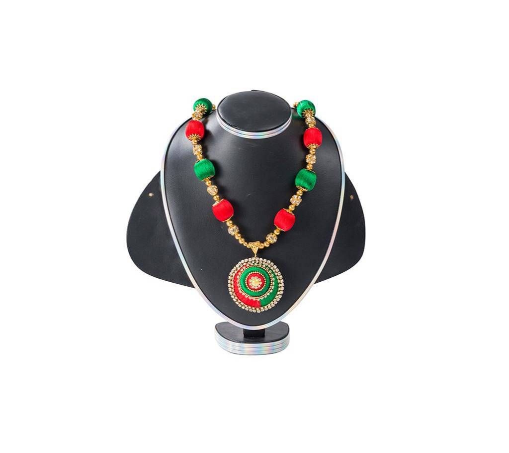 Red & Green  Color Silk Nekelace