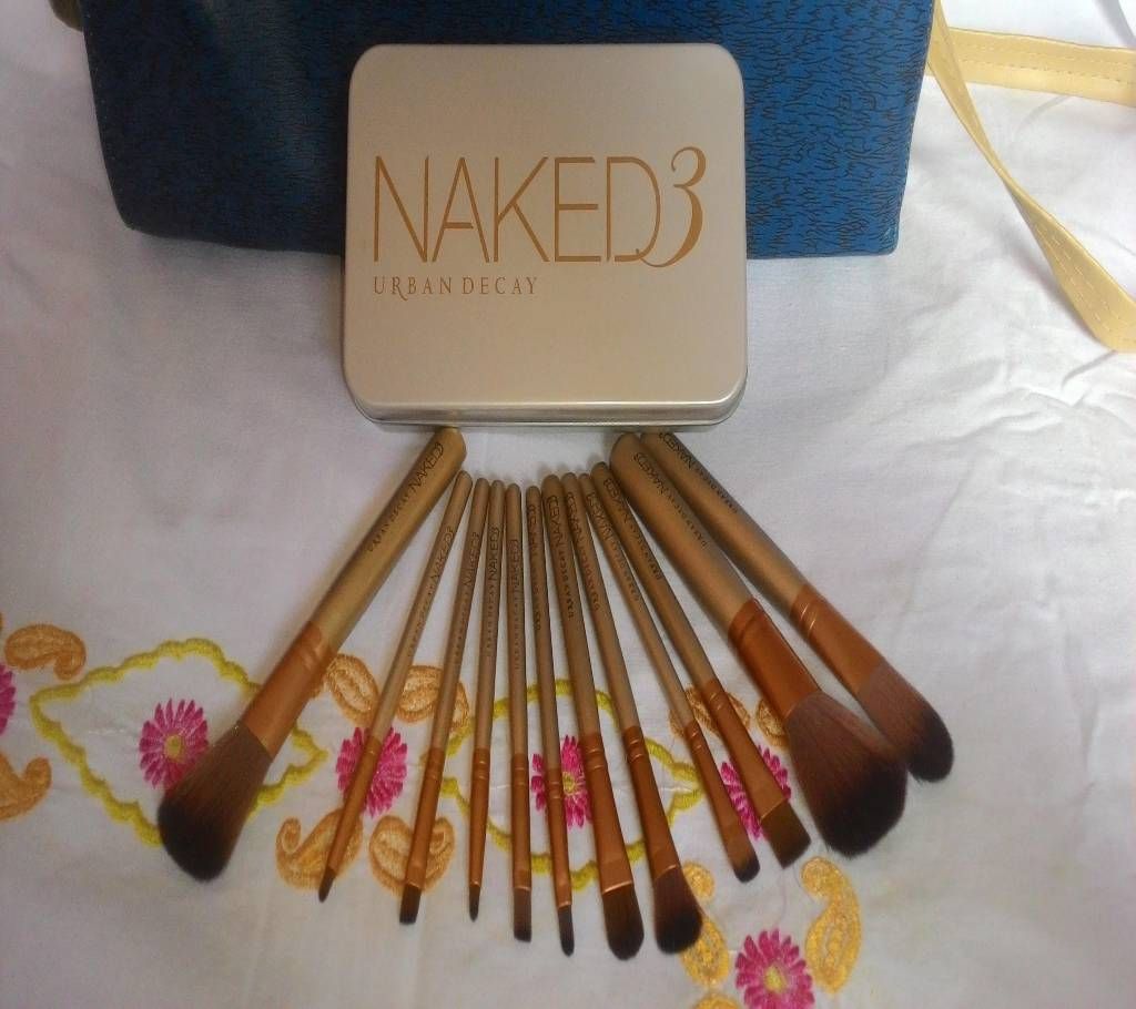 naked 3 ( 12 pc brush set )