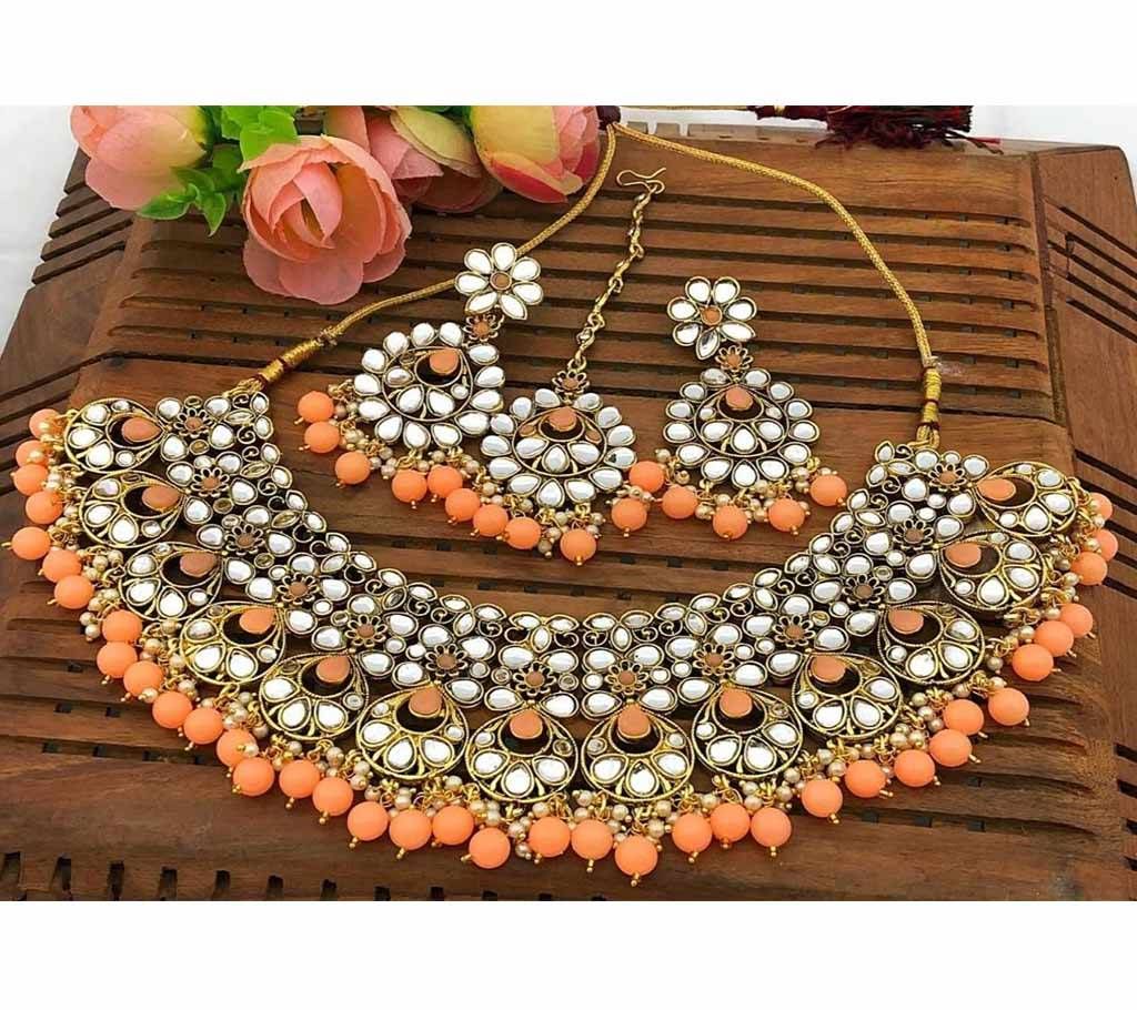 Dabbi Kundan Choker Set 05 Yellow Silver with Orange Muktas