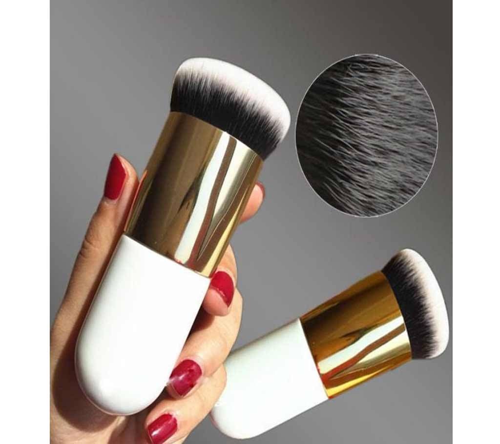 Kabuki Foundation brush White & Golden - 1 pcs