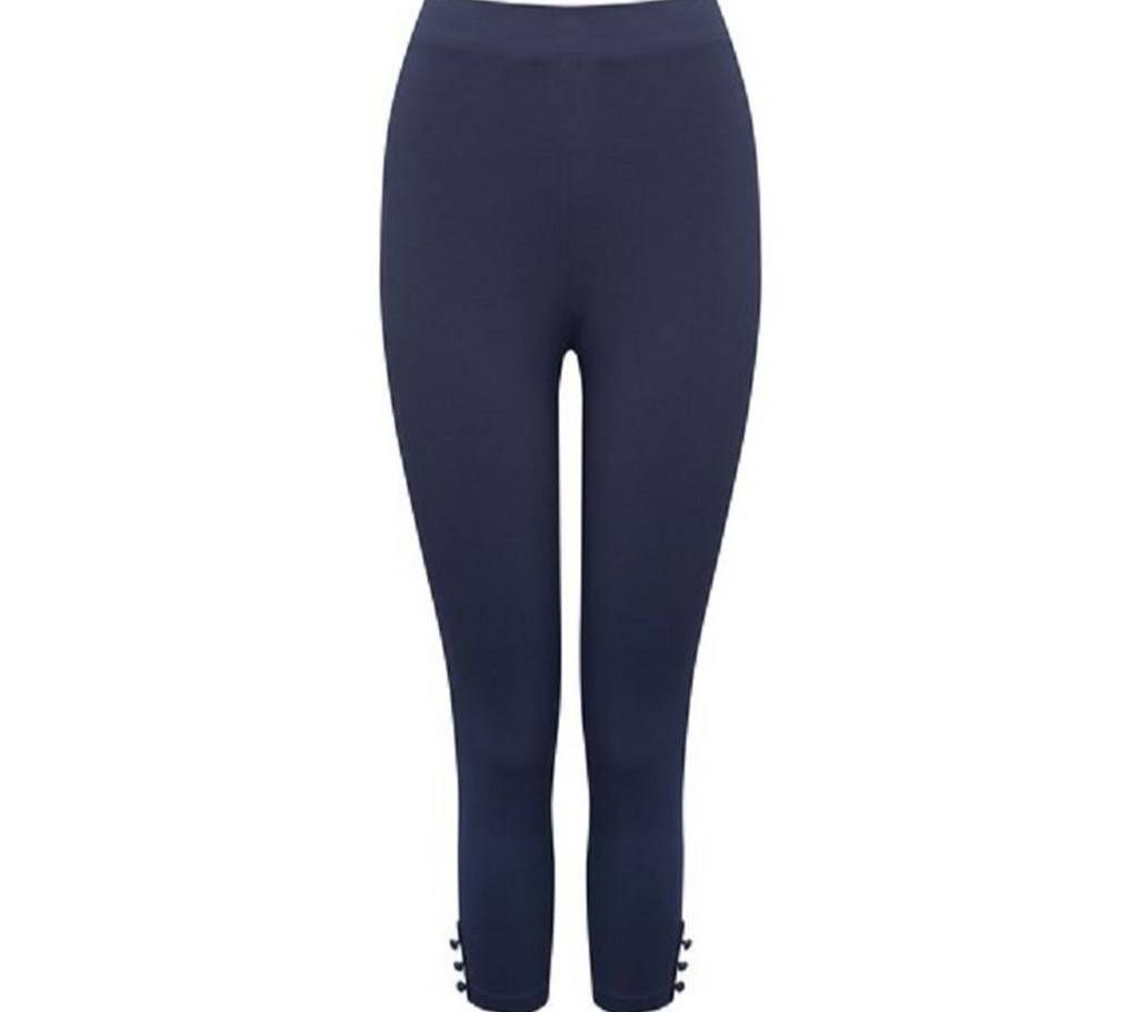 Womens M&CO branded button trim cropped leggings