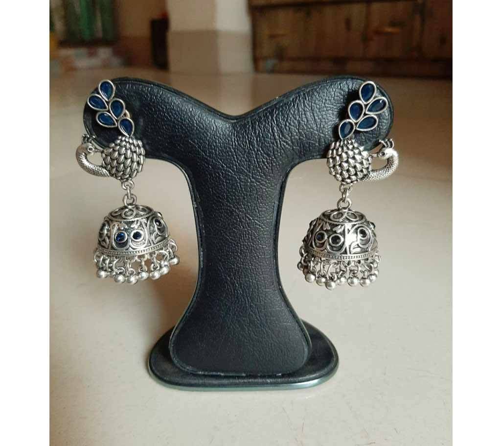 Kundhon Peacock