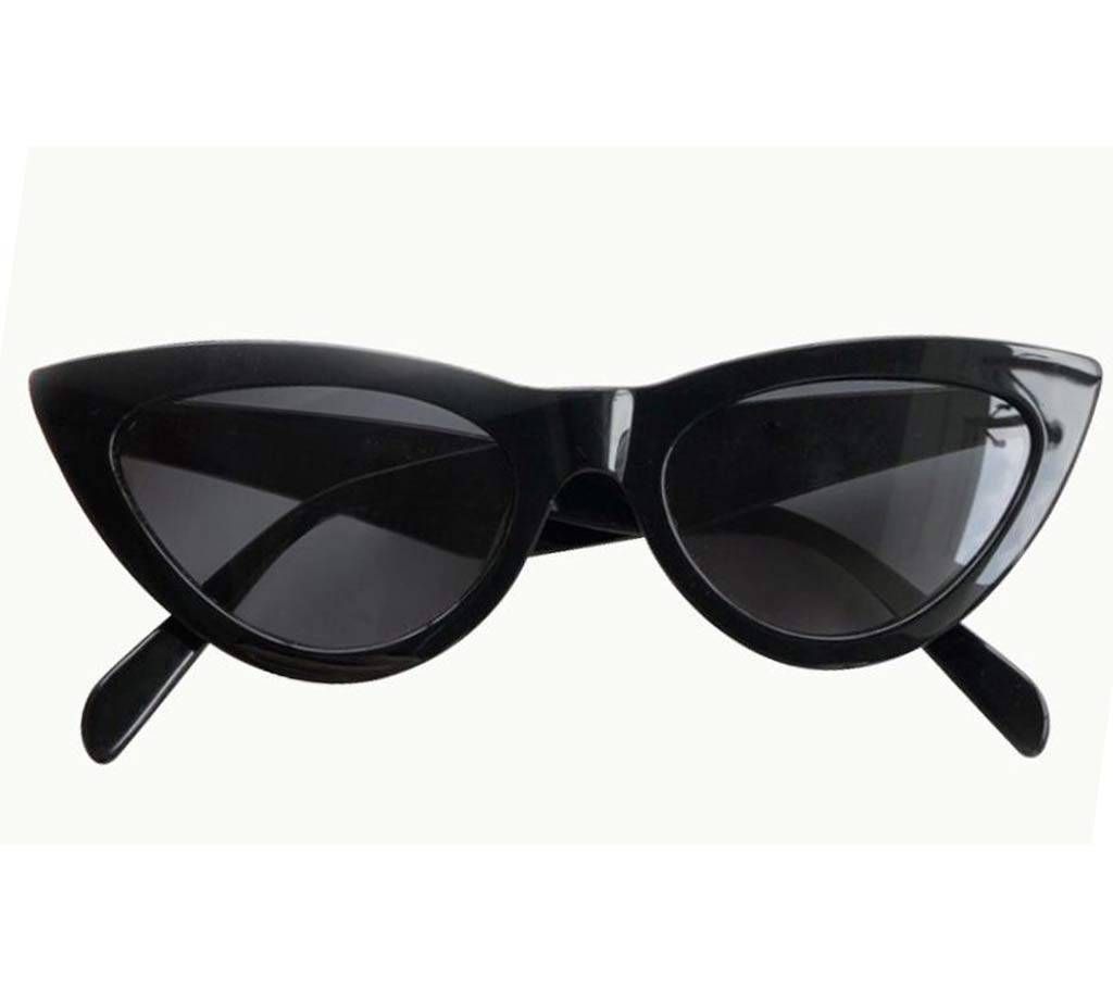 Small Cat Eye Frame Women Sunglasses