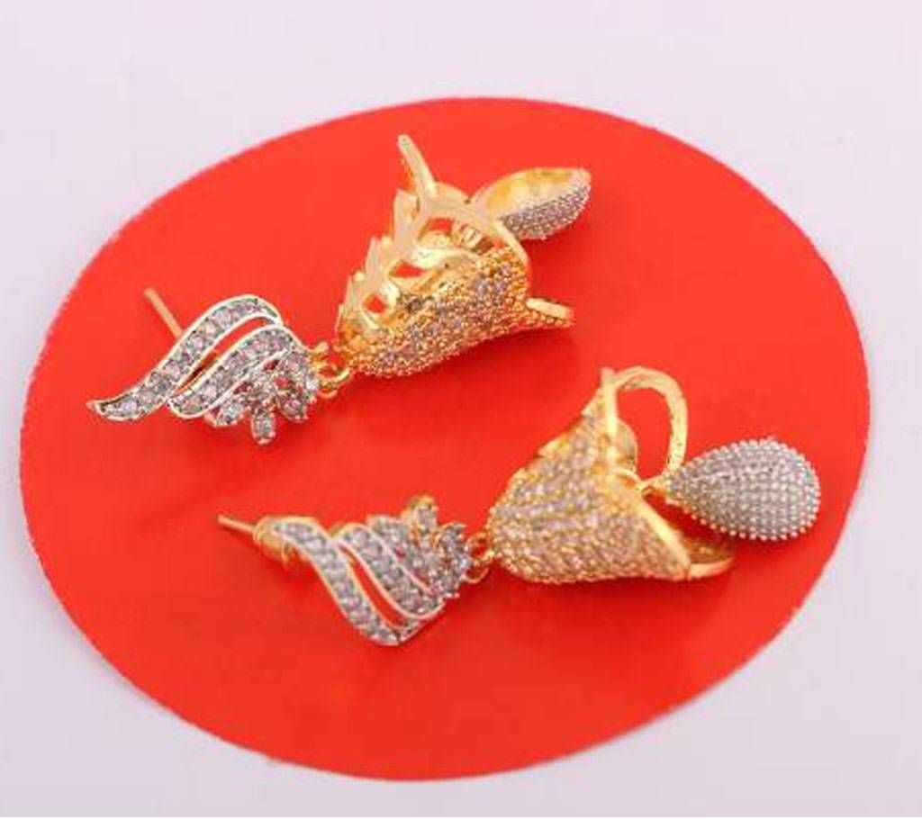 Indian diamond cut earring