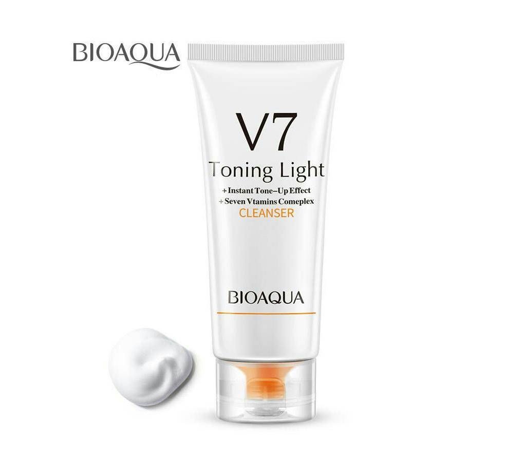 BIOAQUA V7 Toning Light Facial Cleanser (China)