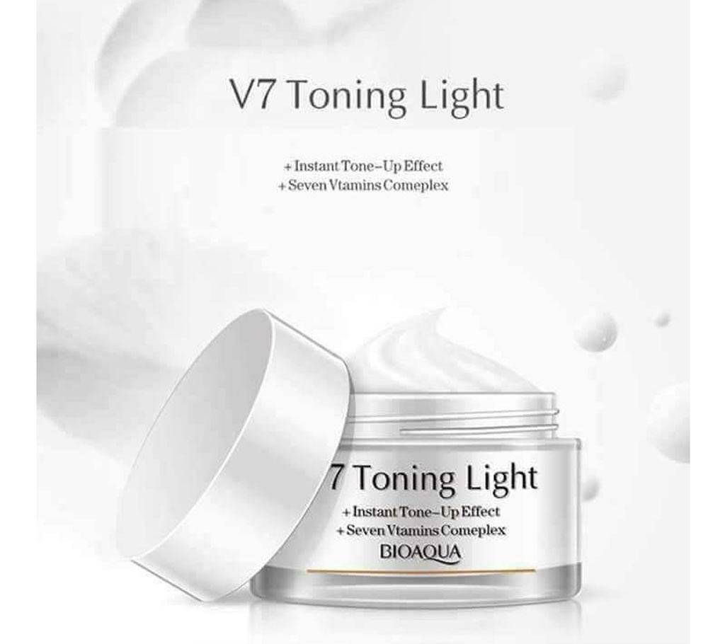 BIOAQUA V7 Toning Light Cream Malaysia
