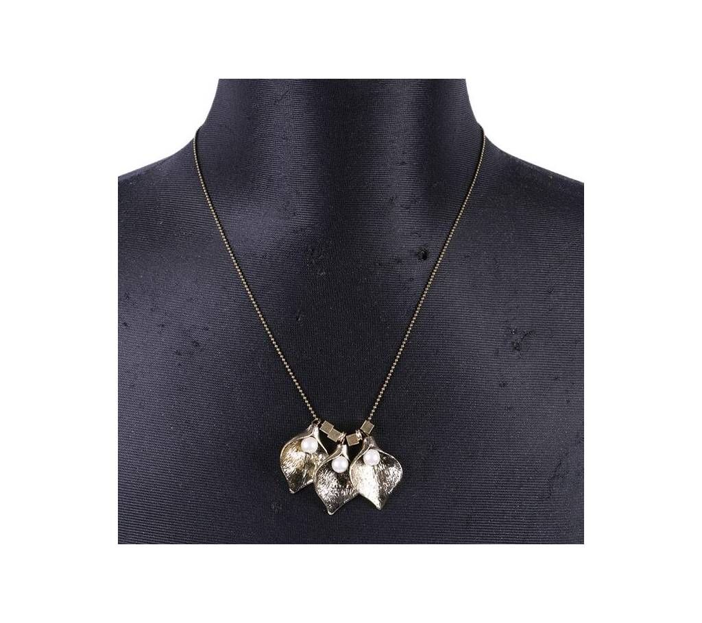 White Korean Antique Locket for Women