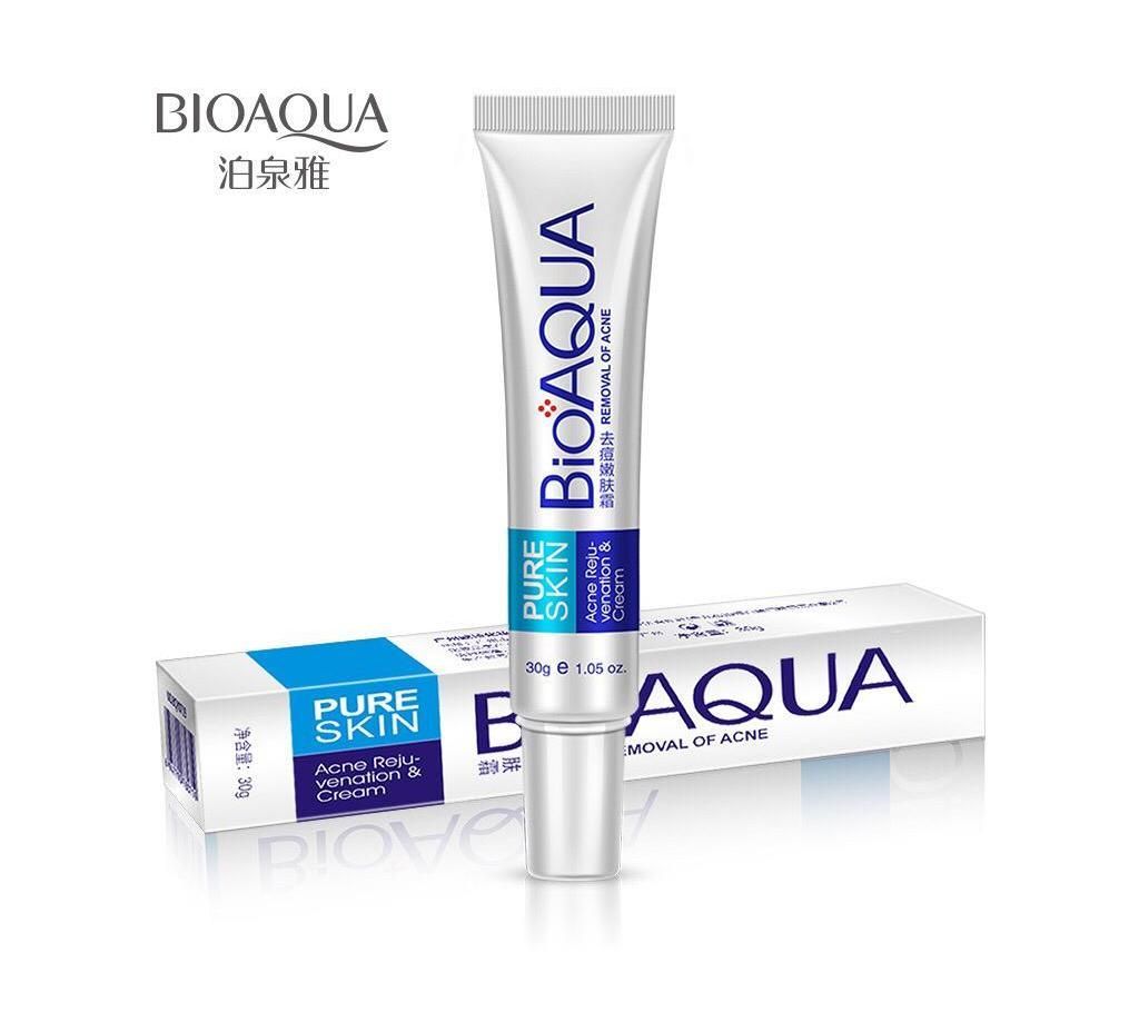 BioAqua removal of acne