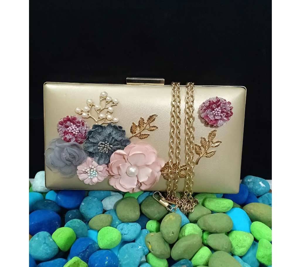 fashionable party bag for women