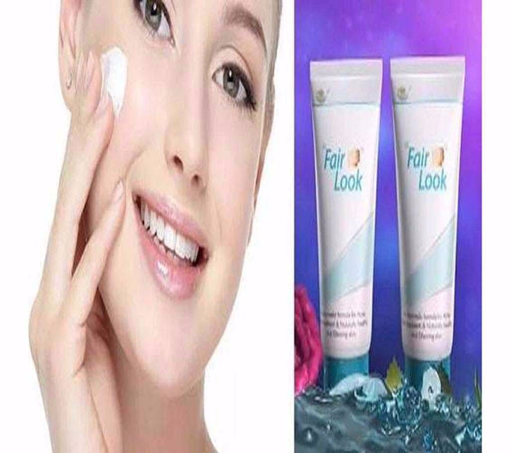 Beauty accessories are one of the most important parts of your daily routine and without appropriate measures being taken, it can lead to significant