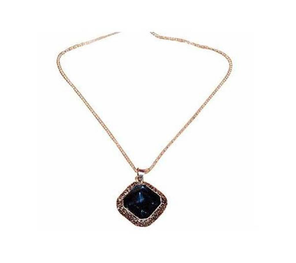 Valentain Queen Pendant