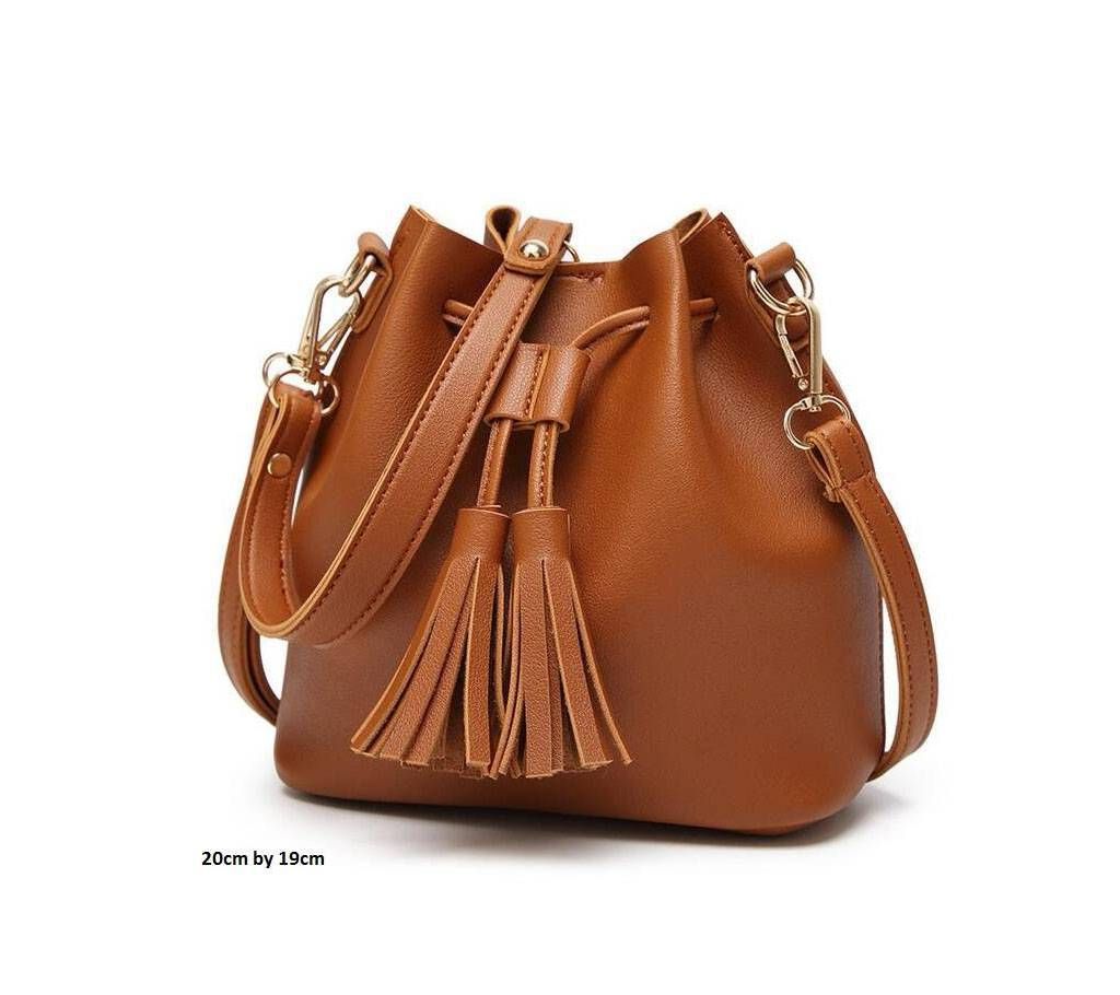 Ladies shoulder bucket bag