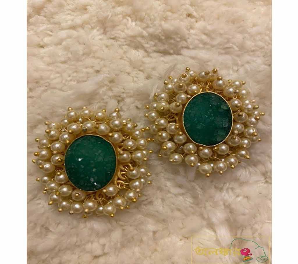 Uncut Green Stone Oval Shape Top 