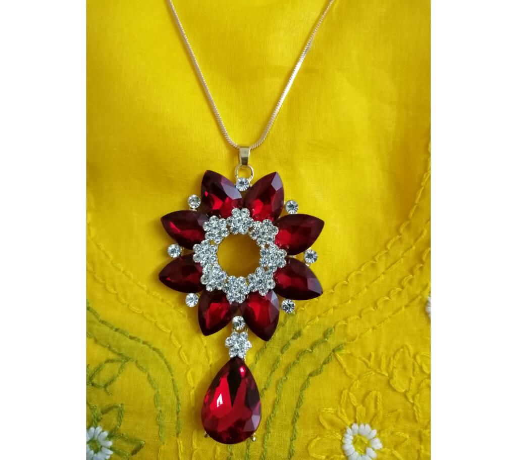 Red Stone Setting Necklace 